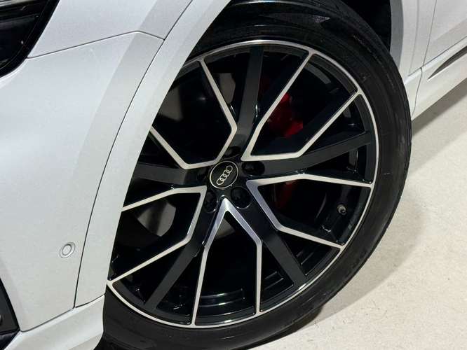 AUDI Q8 S LINE 55 TFSI QUATTRO 2022 - Imagen 5