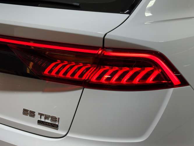 AUDI Q8 S LINE 55 TFSI QUATTRO 2022 - Imagen 11