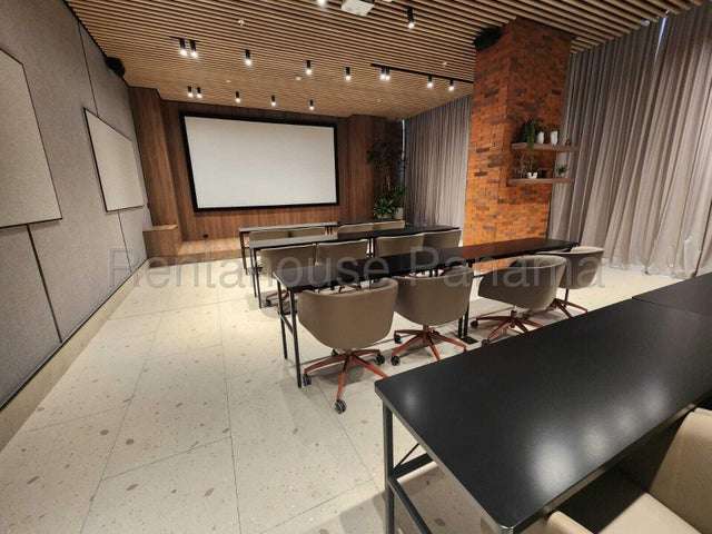 Alquiler de Apartamento Loft Amoblado, PH Dovle Cincuentenario 27LGG3001 - Imagen 7