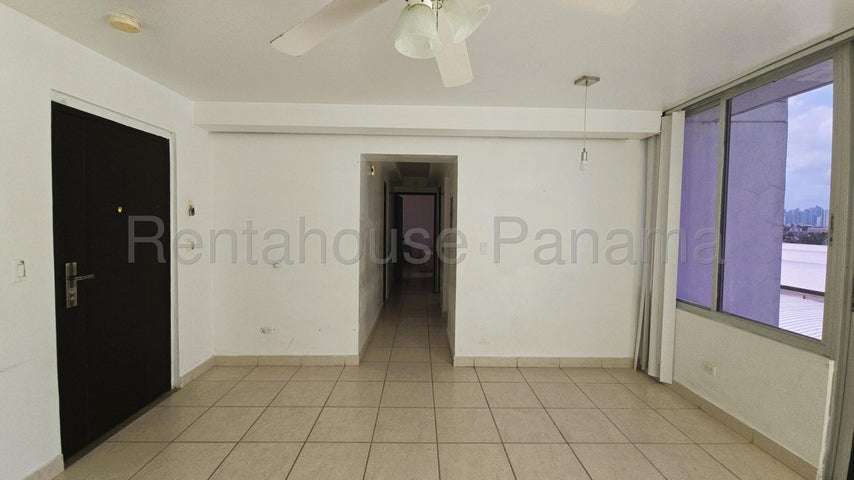 Venta de Apartamento Via España, PH Lefevre 75 27LGG3038