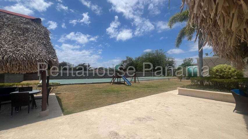 Casa en venta sector Coronado 26LRL7138 - Imagen 11