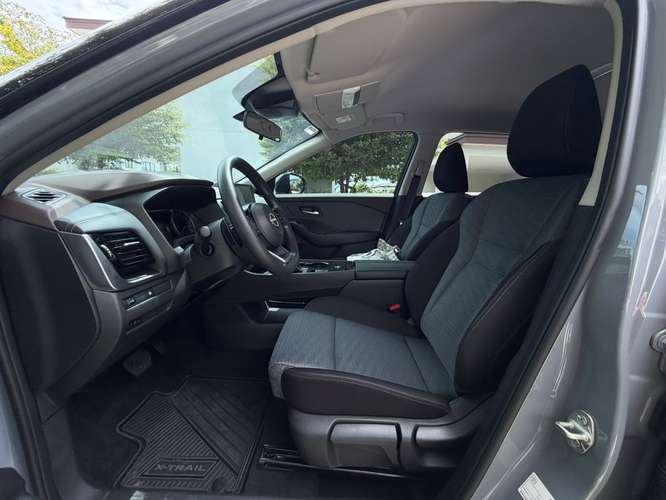 2027 NISSAN XTRAIL  - Imagen 7