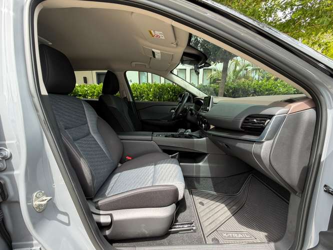 2027 NISSAN XTRAIL  - Imagen 13