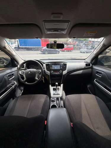 MITSUBISHI L200 - Imagen 7