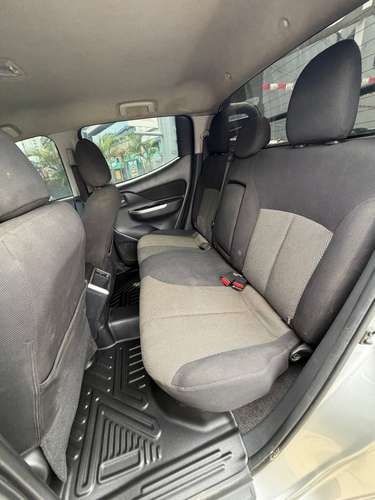 MITSUBISHI L200 - Imagen 6