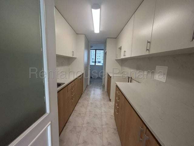Venta de Apartamento en Paitilla, PH Perla del Pacifico 27LGG2987