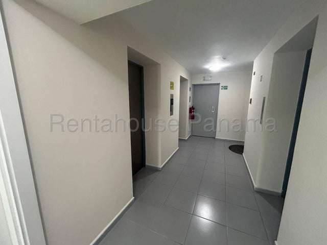 Venta de Apartamento en Paitilla, PH Perla del Pacifico 27LGG2987