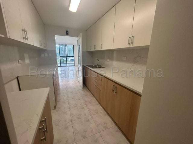 Venta de Apartamento en Paitilla, PH Perla del Pacifico 27LGG2987