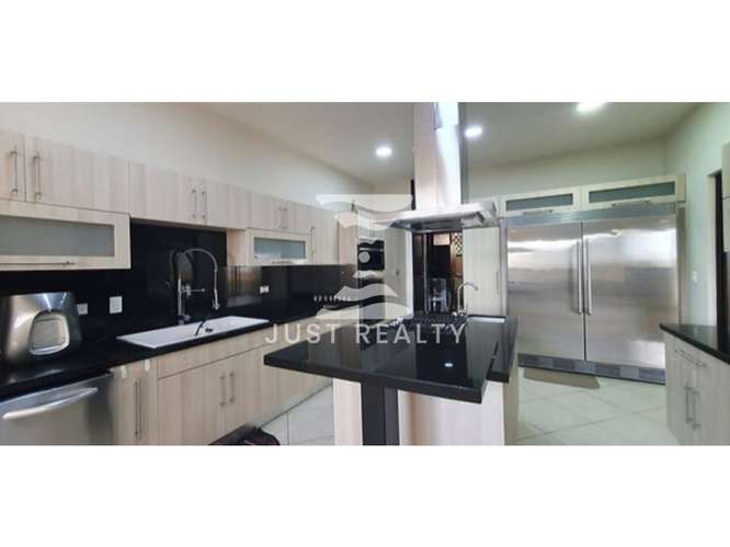 Embassy Club Venta Apartamento Penthouse  Clayton Panamá  - Imagen 3