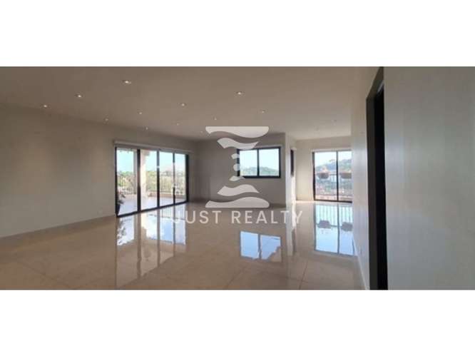 Embassy Club Venta Apartamento Penthouse  Clayton Panamá  - Imagen 2