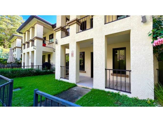 Embassy Club Venta de Casa Modelo Townhome, Clayton