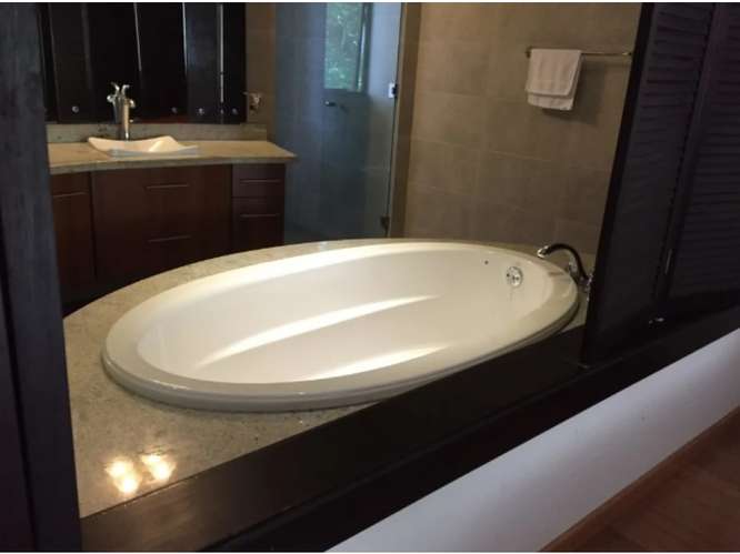 Embassy Club Vendo Apartamento Modelo Loft Clayton Panamá - Imagen 5