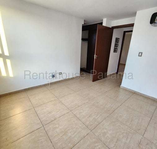 Alquiler de Apartamento en Condado del Rey, PH Terrazas del Rey 27LGG3014