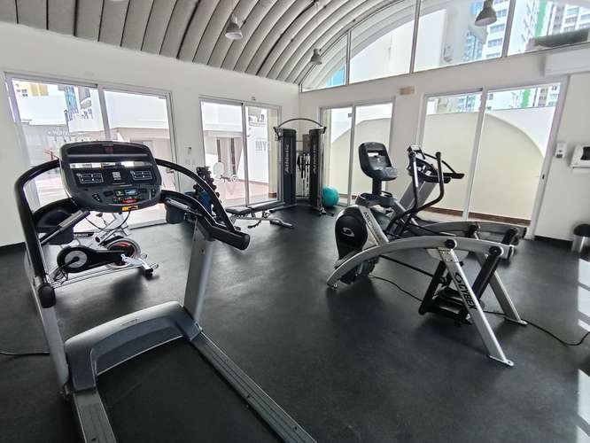 APARTAMENTO EN EDISON PLAZA – VENTA $185,000. 