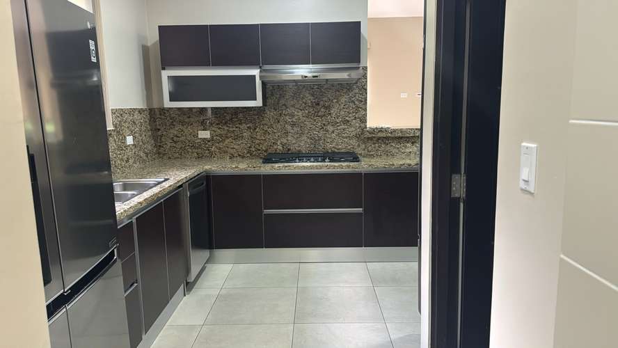 Vendo espectacular apartamento en Clayton Embassy Club  - Imagen 9