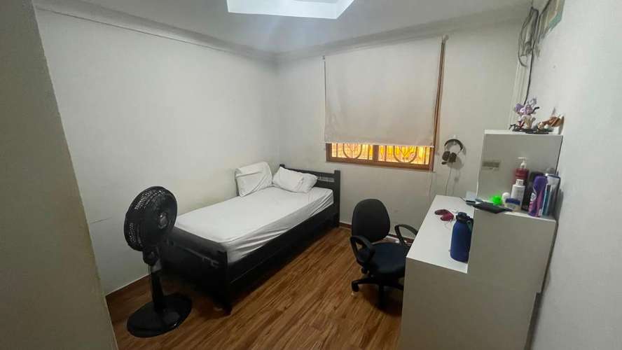 En venta casa de 4 recámaras con terraza y 3 estacionamientos en Brisas del Golf - Imagen 6