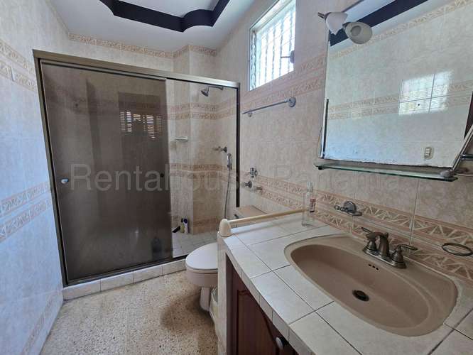 Venta de Casa en San Francisco Parking: Cubierto NS