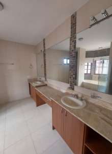Vendo casa en Costa Sur, 324m2 de construction, 4 recamaras, Dos niveles, con area social, 435m2 de terreno. - Imagen 14