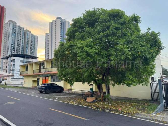 Edificio en Venta en Parque Lefevre JG - Imagen 7