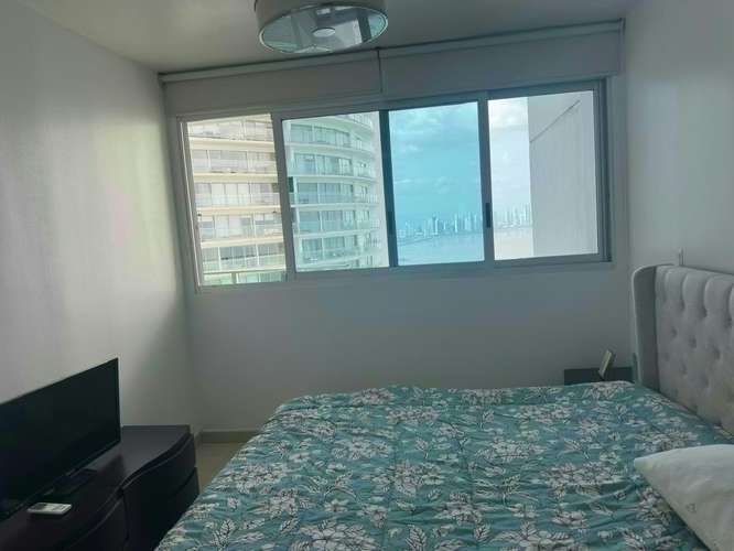 Alquiler PH Oasis On The Bay Piso Alto Vista al Mar Amob - Imagen 10