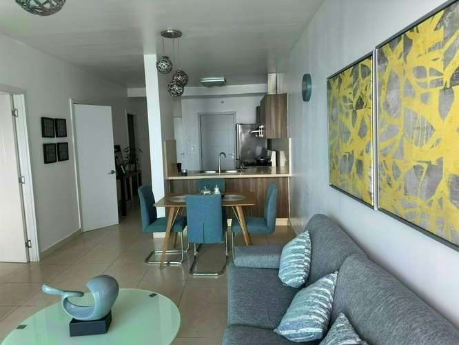 Alquiler PH Oasis On The Bay Piso Alto Vista al Mar Amob - Imagen 2