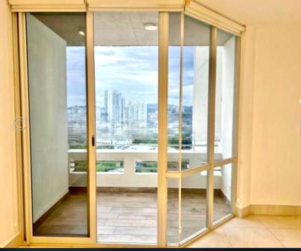 SE VENDE LUXOR $235,000