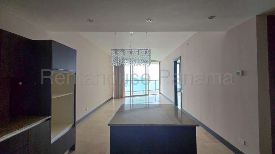 Venta de apartamento PH TOC Punta Pacifica IJVM