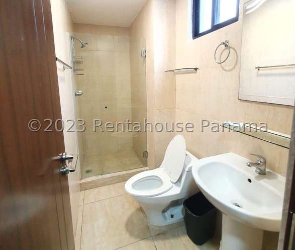 Alquiler de Apartamento en Condado del Rey Ph Terrazas del Rey KC