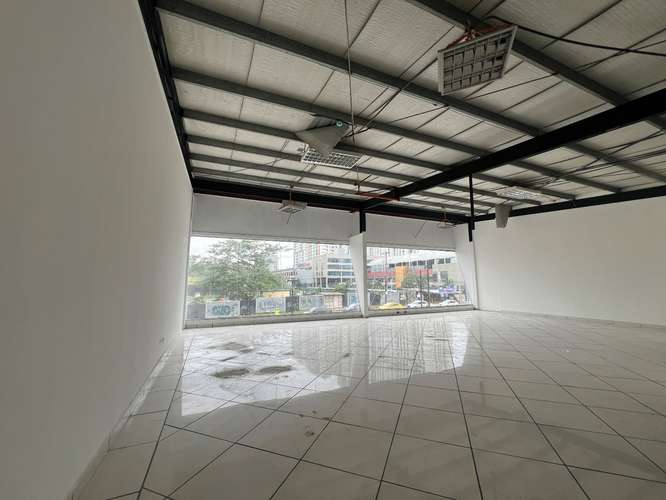 LOCAL COMERCIAL EN ALQUILER – PLAZA ALTOS DE PANAMÁ - Imagen 3
