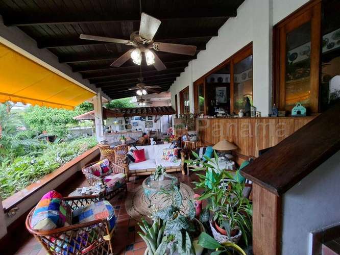 J410GRR Venta de Casa en Los Angeles - Imagen 10