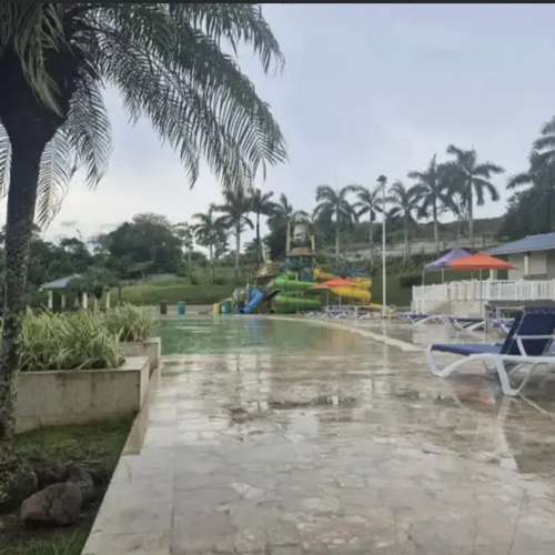 Alquilo en Playa Dorada Apartamento Con linea blanca a 22 klmtros de la Ciudad de Panama