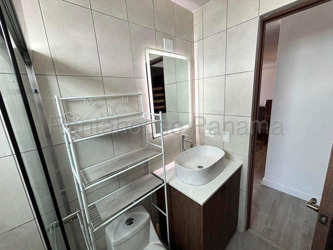 Venta de Apartamento en Carrasquilla Ph Las Hortensias -D KF