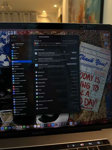 MacBook Pro 2018 + Accesorios 