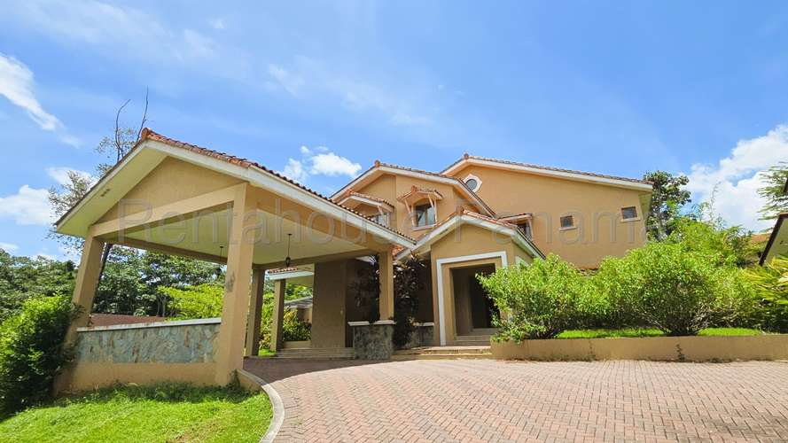 Venta de Casa en Clayton Los Senderos KF