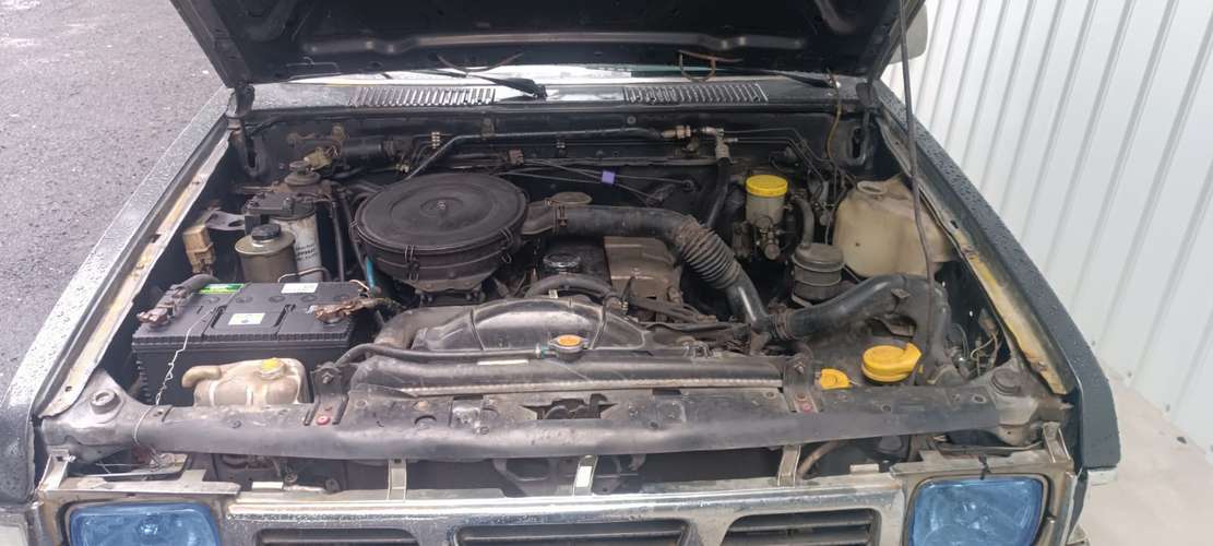 Nissan Pick-Up D21 2007 Diésel – Gris