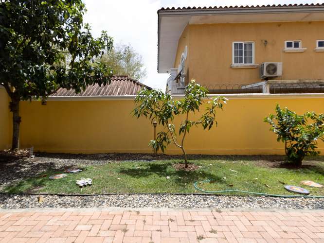 Venta de Casa en Ancon Res. Las Huacas | Solo Cliente Directo LFC