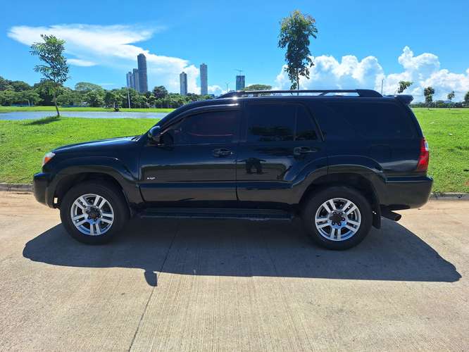 Toyota 4Runner 4x2 2006 todo al dia
