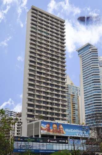 Hermoso Apartamento Remodelado en Avenida Balboa! Full Amoblado! - Imagen 7