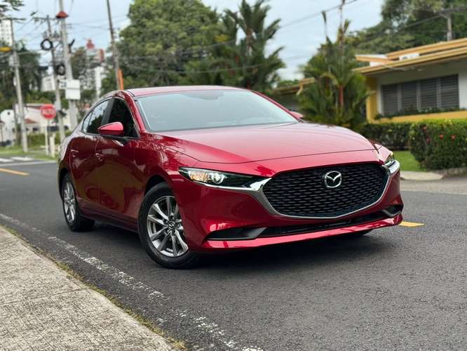 MAZDA 3 AÑO 2025, AUTOMATICO  ~ VERSION SEMI FULL    