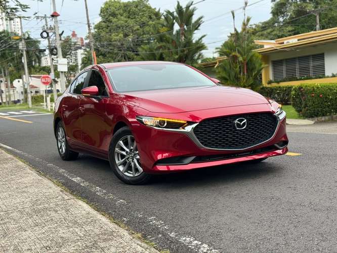 MAZDA 3 AÑO 2025, AUTOMATICO  ~ VERSION SEMI FULL    