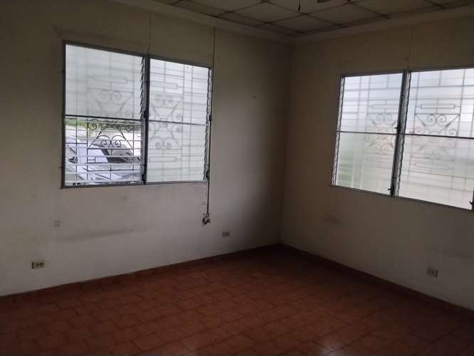 Casa en Parque Lefevre para comercio I com 4 parking y amplio patio - Imagen 17