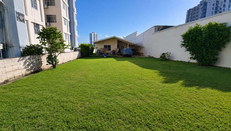 Casa en Parque Lefevre para comercio I com 4 parking y amplio patio - Imagen 14