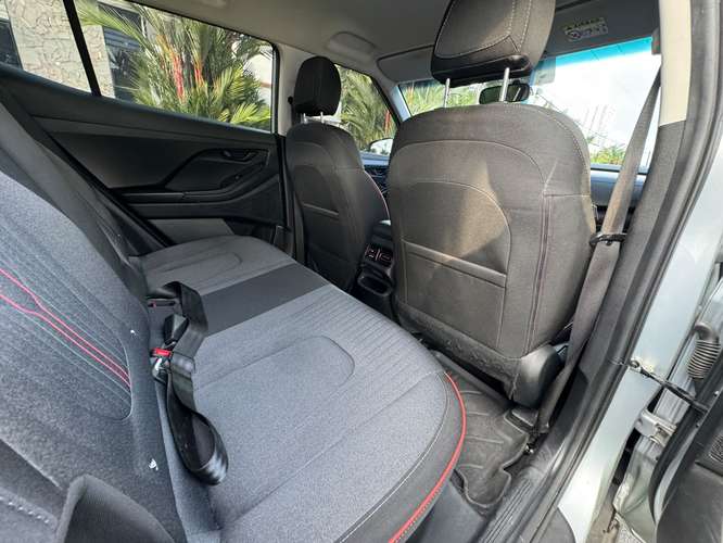 Hyundai Creta Año 2023, Automática  ~ Semi Full  `   - Imagen 9