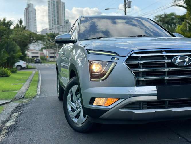 Hyundai Creta Año 2023, Automática  ~ Semi Full  `  
