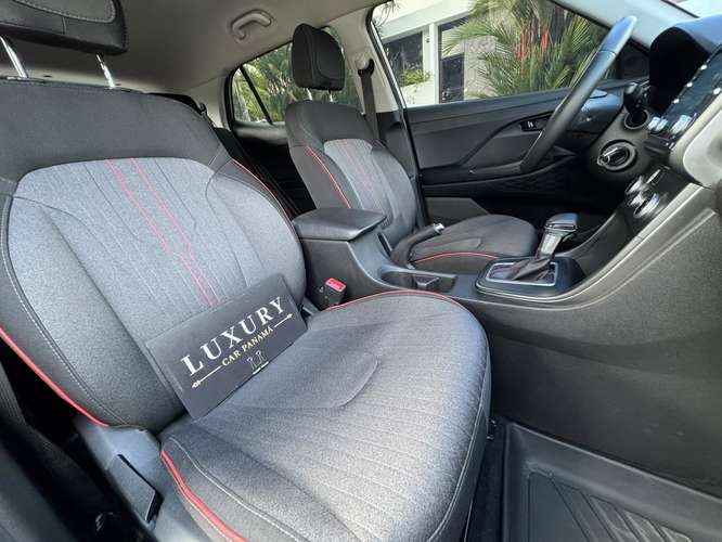 Hyundai Creta Año 2023, Automática  ~ Semi Full  `   - Imagen 6