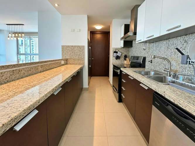 Vendo Apto Moderno de 204 m² con Vista al mar en Punta Pacífica - Imagen 5