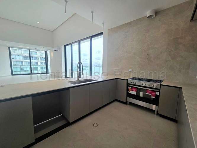 Venta de Apartamento en Punta Pacifica Ph Oasis on the Bay Solo Cliente Directo MC