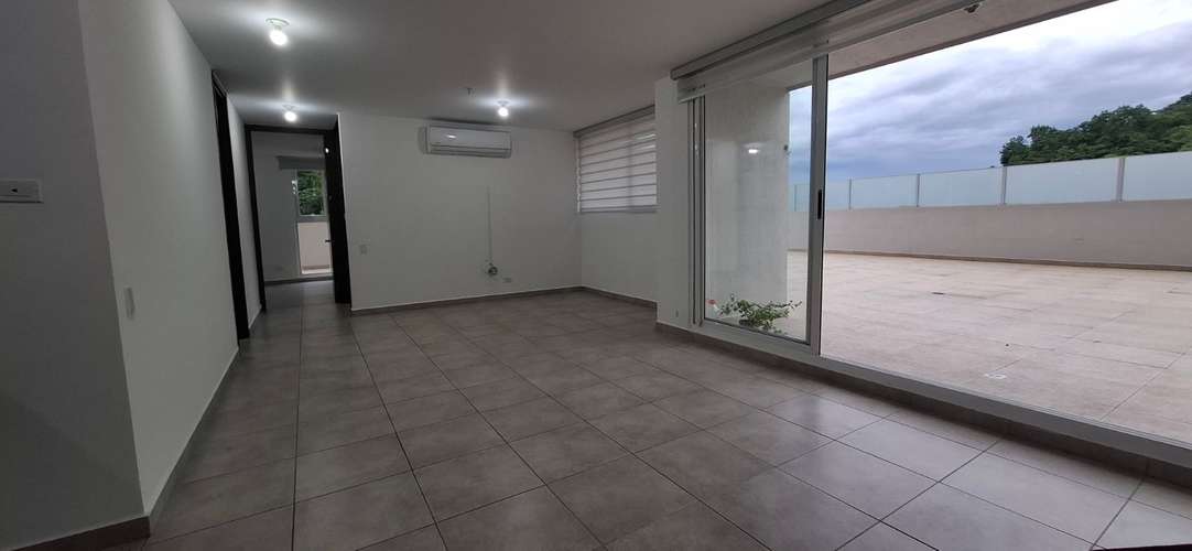 APARTAMENTO EN ALQUILER EN BRISAS DEL GOLF | TERRAZA DE 100 M² | $1,000 - Imagen 7