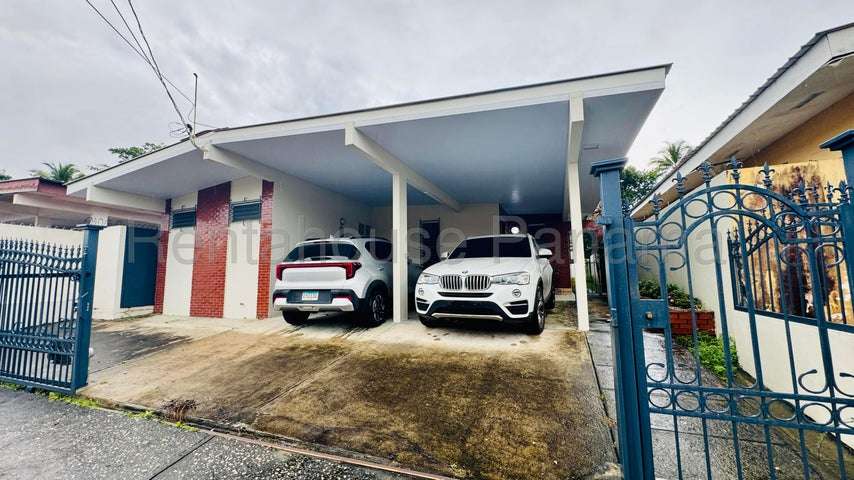 Venta de casa en Chanis *