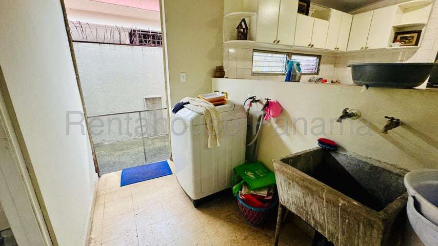 Venta de casa en Chanis * - Imagen 8